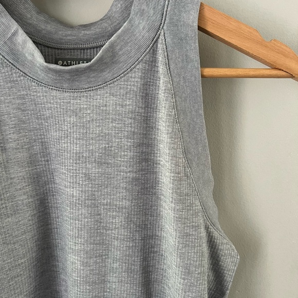 Athleta renew tank top light gray - Picture 4 of 4